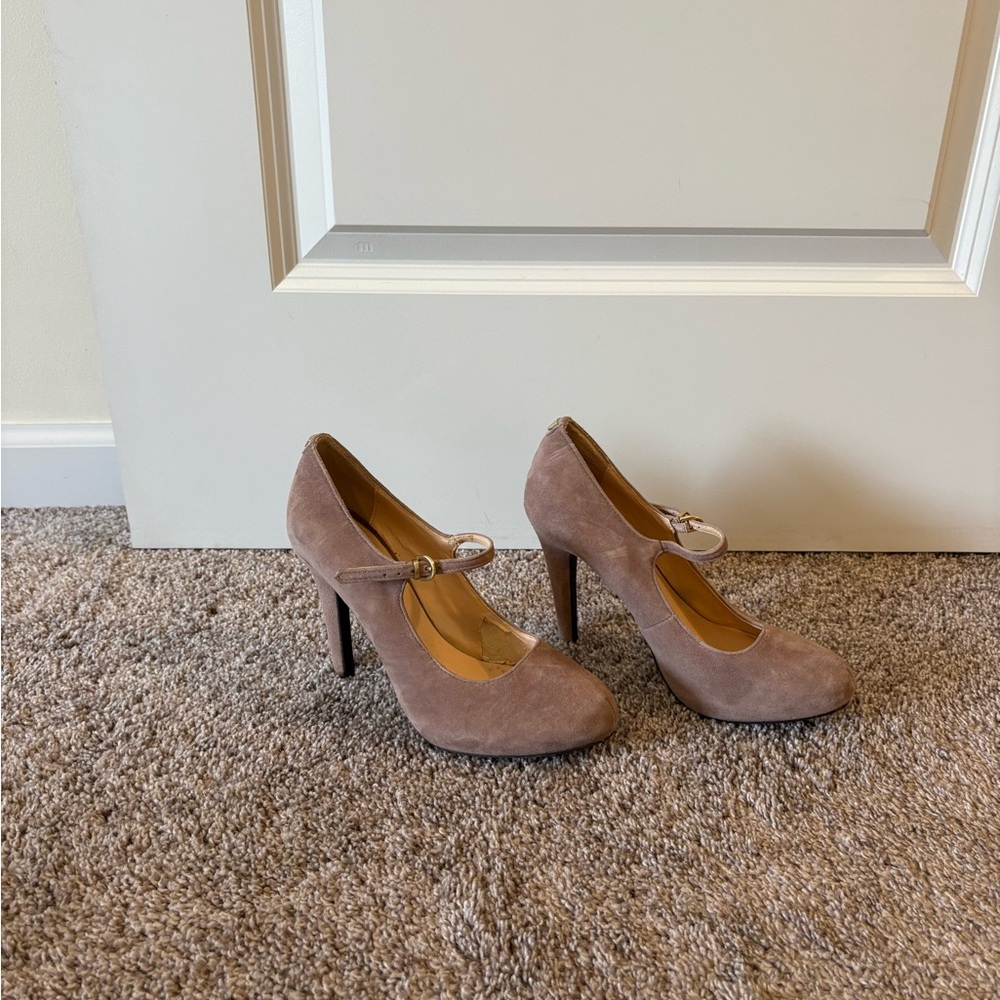 Guess Mary Jane Style Pump Heels